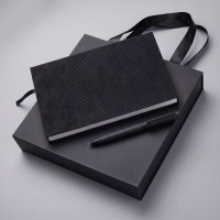 Набор блокнот в гибкой обложке А5 и металлическая шариковая ручка "Nabokov", черный (Р)